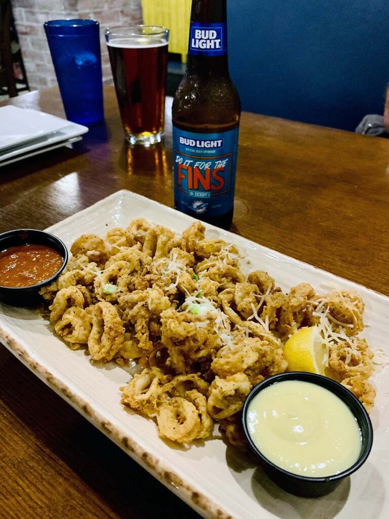 Alonzo Happy Hour Calamari